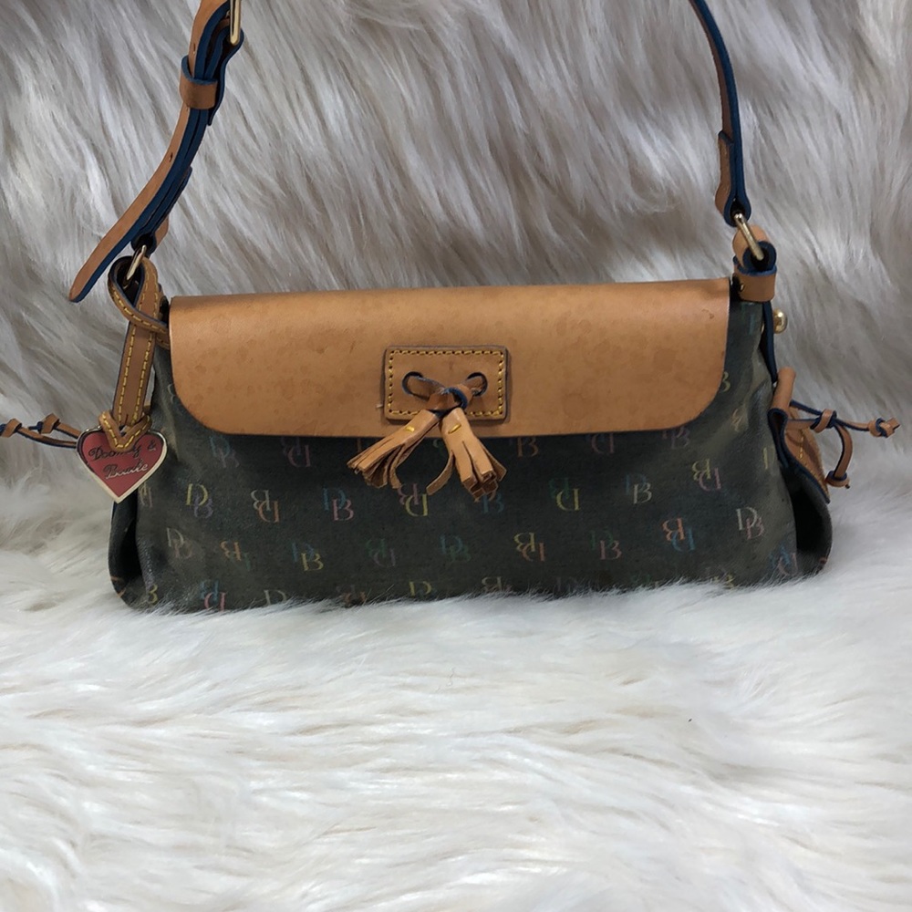 Authentic Dooney & Bourke CC Blk Snap Handbag